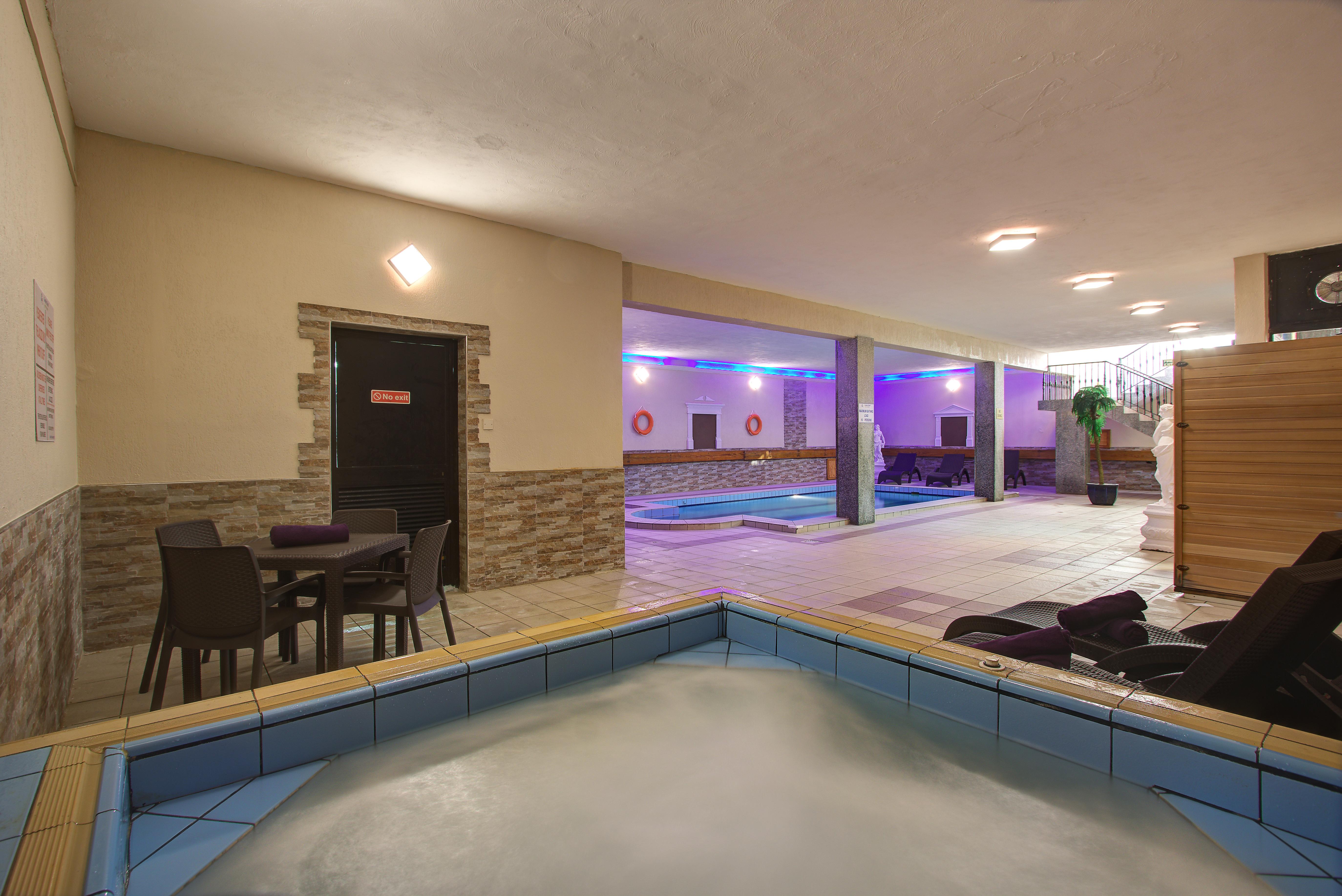 Canifor Hotel 4*