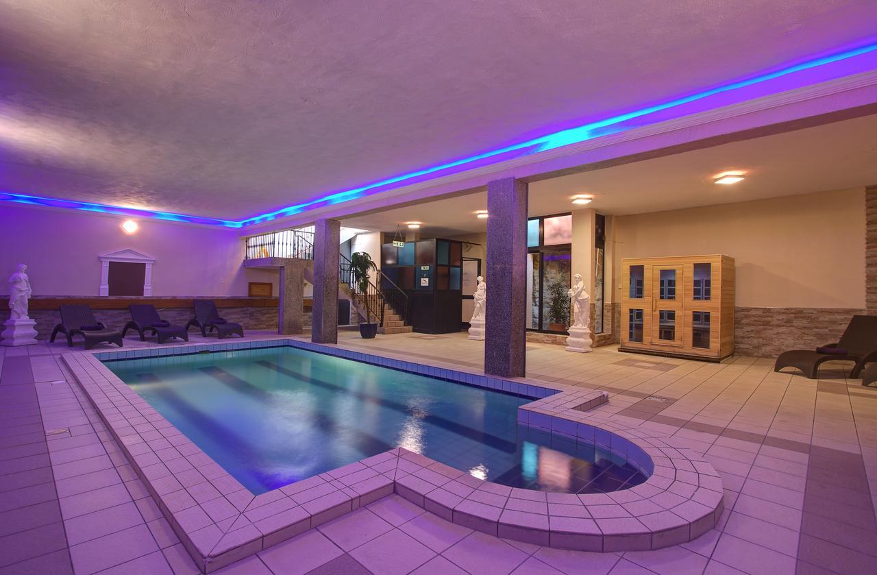 Canifor Hotel 4*